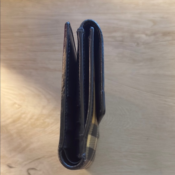 Burberry Checkered Wallet - Picture 2 of 11